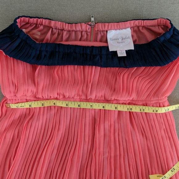 Romeo & Juliet Couture Pleated Maxi Dress - Picture 8 of 8